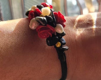 Stone RosesOne-of-a-Kind  Corsage,Obsidian, Pearl,Glass,Paracord,Hand-Sewn,Tim Burton,Alice in Wonderland,Nightmare Before Christmas Tribute