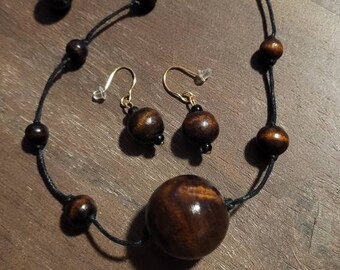 Handmade Wooden Bead Necklace and Earrings Set, 18K Gold Plated Earrings