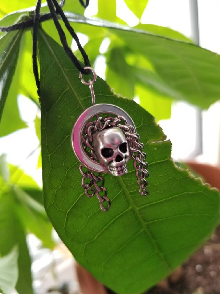 Vivienne Westwood Necklace Skull - Etsy Vivienne Westwood Necklace Skull - Etsy