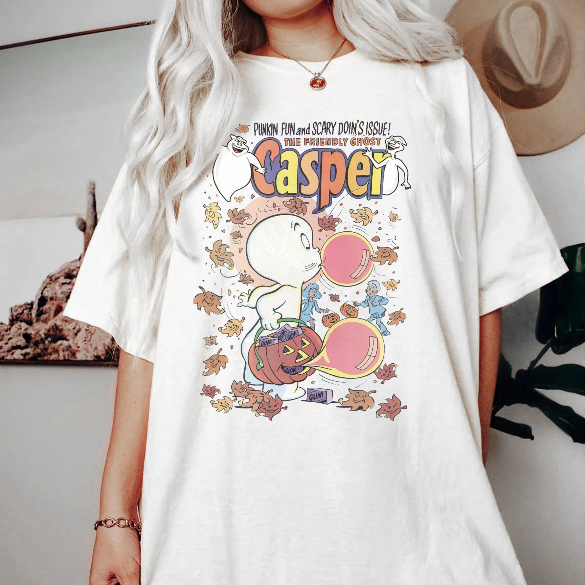 Discover Vintage Casper The Friendly Ghost T-Shirt