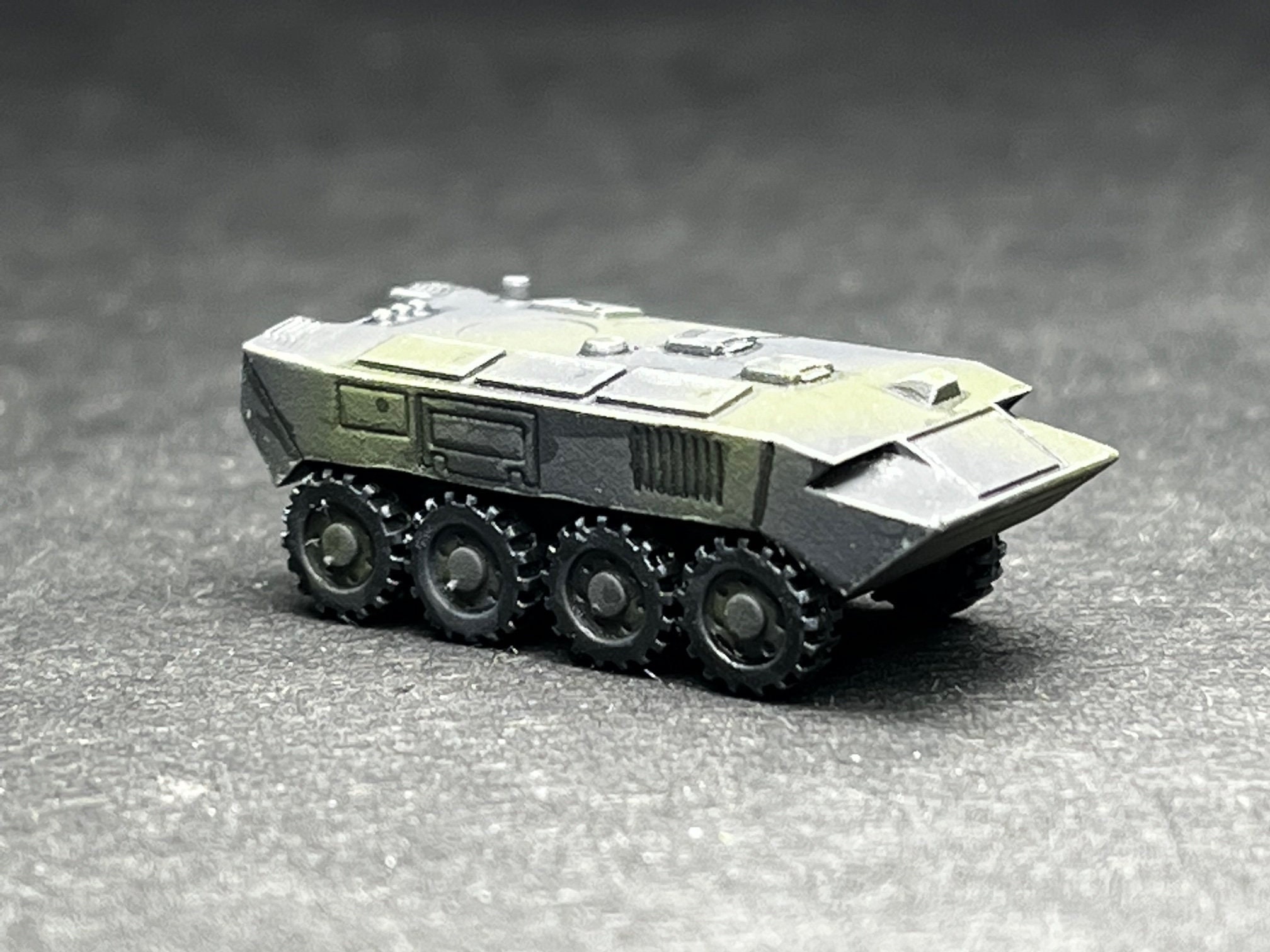2x APC (armoured Personnel Carrier)- UNPAINTED, This is NOT