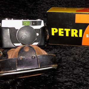 Kuribayashi (Petri) Petri 7 Camera with Original Box