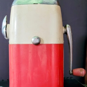 Ice-O-Mat