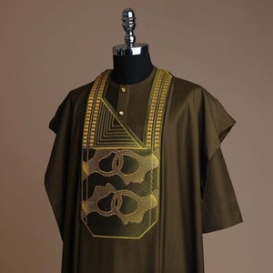 Nigeriaanse autogele hoeden met kantstoffen herenkleding, dames veren fan, outfit galapak, traditionele top trouwjurken kleding