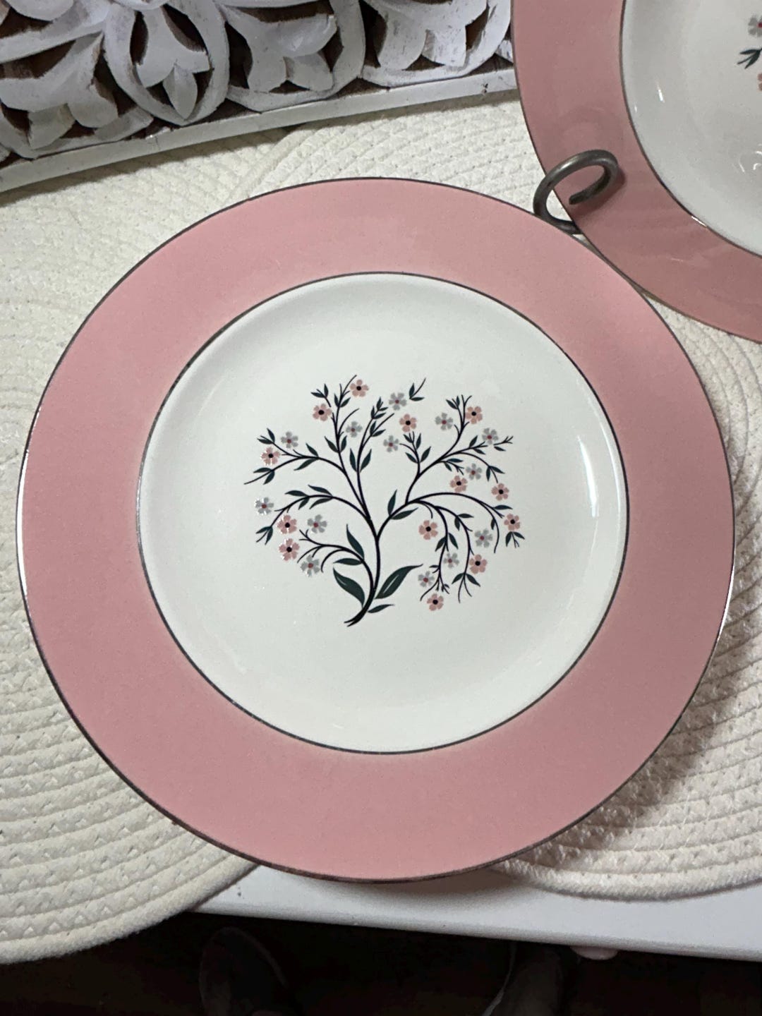 Vintage Homer Laughlin Cavalier Eggshell Springtime Dinner Plate