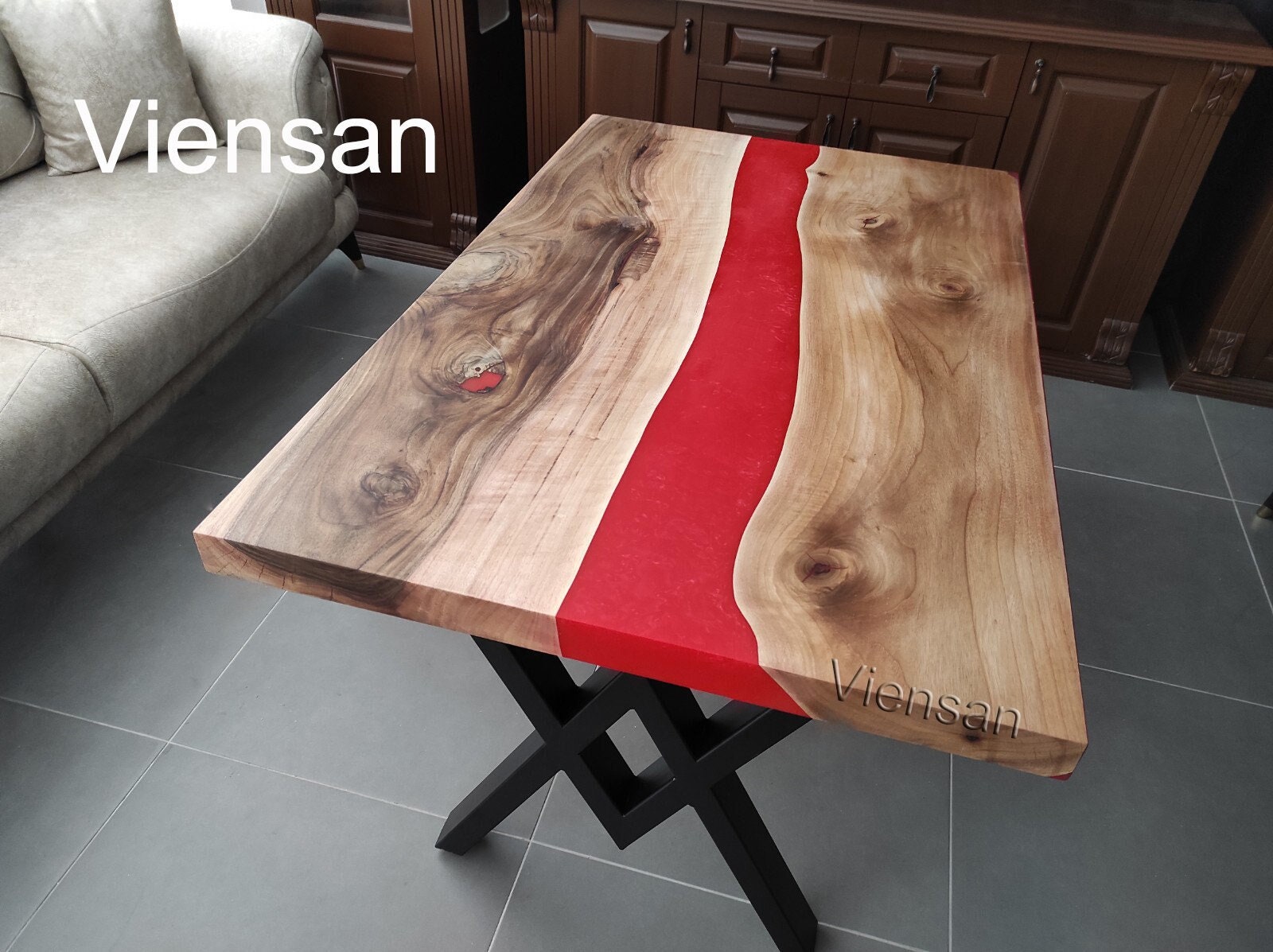 Résine Rouge, table