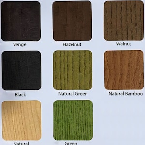 Puede incluir: Una carta de colores con nueve muestras de tinte para madera. Las muestras incluyen Venge, Avellana, Nogal, Negro, Verde Natural, Bamb&uacute; Natural, Natural y Verde. Cada muestra est&aacute; etiquetada con su nombre de color.