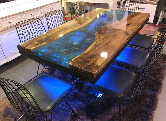 led resin table