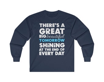 Gran camiseta hermosa de manga larga