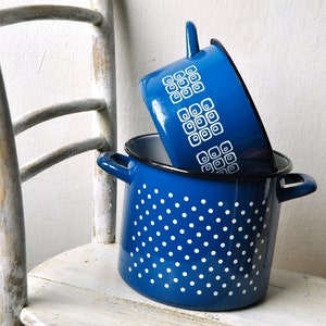 Vintage Enamel pot, Blue Enamel pot, Blue enamel with white pattern, White dots blue enamel, Emo Celje, From Yugoslavia, Enamel cookware