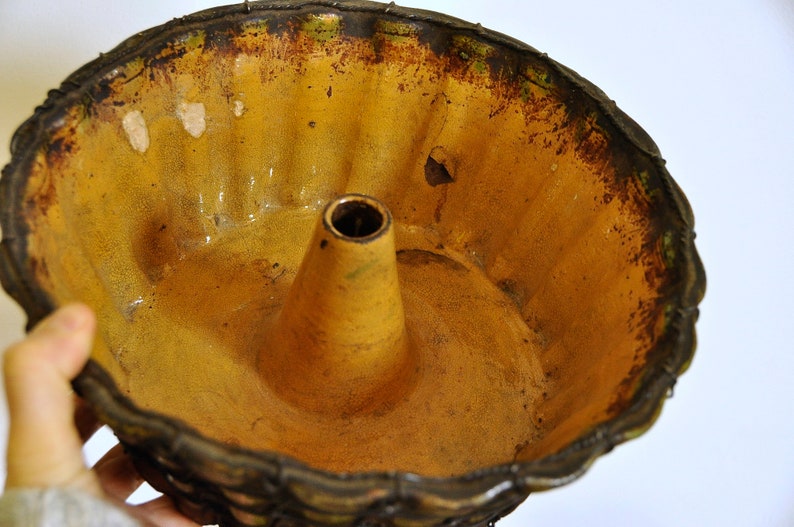 Stoneware mesh wire Jelly Jello mold Rustic Ceramic stove dish Antique Ceramic Pastry mold Kougelhopf Bundt cake mold