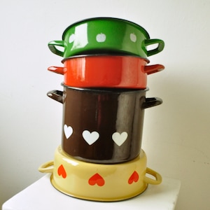 Vintage enamel pot, green enamel white apples, brown enamel white hearts, red enamel pot with handles, beige pot red hearts, Emo Yugoslavia