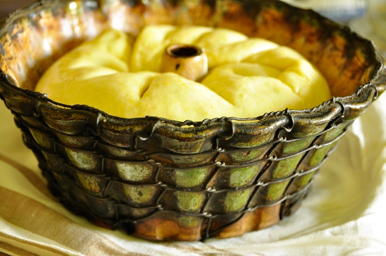 Stoneware mesh wire Jelly Jello mold Rustic Ceramic stove dish Antique Ceramic Pastry mold Kougelhopf Bundt cake mold