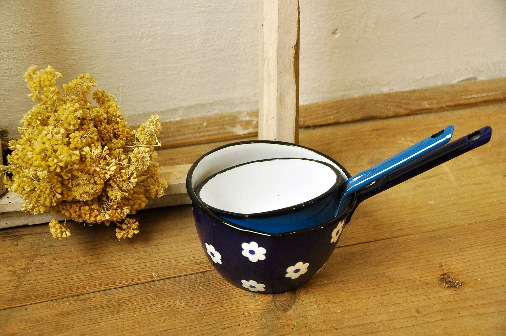 Vintage Enamel Pot Long Handle Pot Flower Pattern Pot Blue Etsy