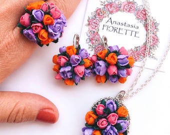 Parure de bijoux roses faits main en pâte polymère, bague florale tendance, boucles d'oreilles, collier