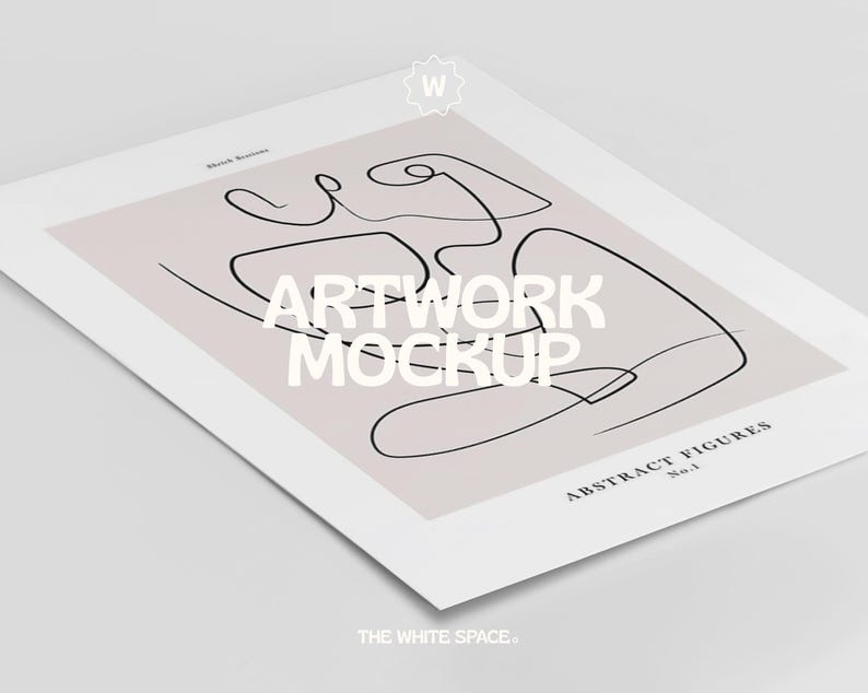 Może przedstawiać: Biała makieta wydruku z czarnym rysunkiem abstrakcyjnych figur na jasnor&oacute;żowym tle. Tekst "ARTWORK MOCKUP" jest pogrubiony i czarny. Tekst "ABSTRACT FIGURES No.1" znajduje się w czarnym kolorze w prawym dolnym rogu wydruku.