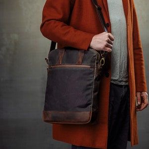 Sac à bandoulière en cuir pour ordinateur portable 12 13 14 15 16 pouces, sac en toile cirée avec bandoulière et plusieurs poches