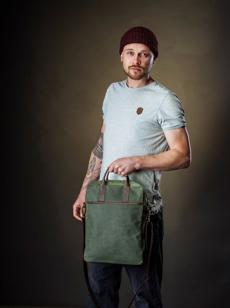 Green Computer Bag for 12 13 14 15 16 inch laptops, made of leather and waxed canvas, water-repellent and lightweight image 2