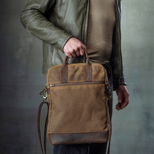 Braune Aktentasche für Männer, Crossbody Messenger Bag aus gewachstem Canvas und Leder, wasserabweisend für Laptops 12 13 14 15 16 Zoll Bild 3