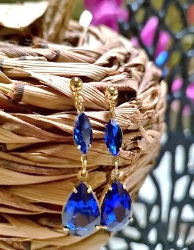 glass royal blue Venice glass pendants for women by FecreationsFR. Earrings drops blue