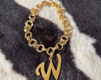 W - Initial Charm Bracelet // initial charm, 50s bracelet, 60s bracelet, charm bracelet, personalised bracelet