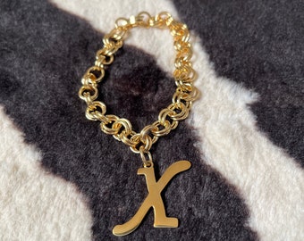 X - Initial Charm Bracelet // initial charm, 50s bracelet, 60s bracelet, charm bracelet, personalised bracelet