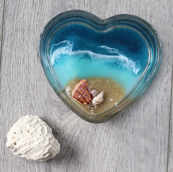 mother/'s day gift Ocean ina seashell Fairy garden pond Beach house decor Beach wedding decor unique Bridesmaid gift Seashell ring dish