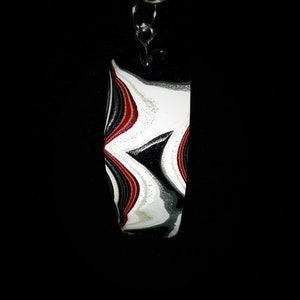RARE 1977-79 Arc Rack Cut True Fordite Pendentif Thunderbird Lines OOAK