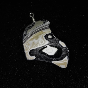 Artisan Cut Eddie Bauer Tan True Fordite Pendant OOAK RARE