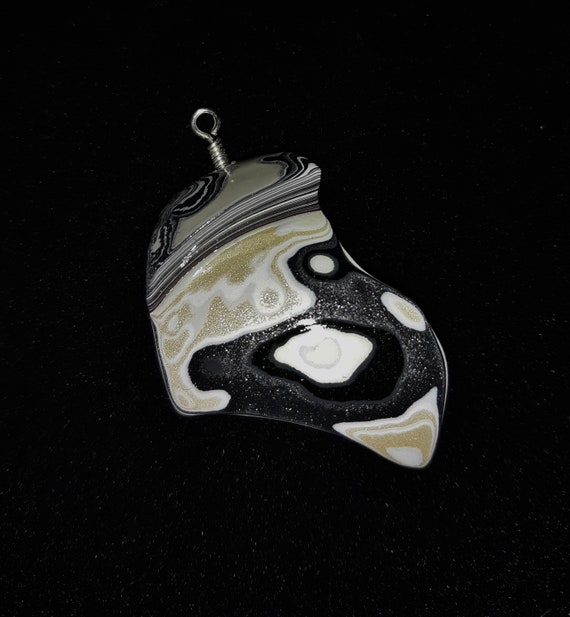 Artisan Cut Eddie Bauer Tan True Fordite Pendant O