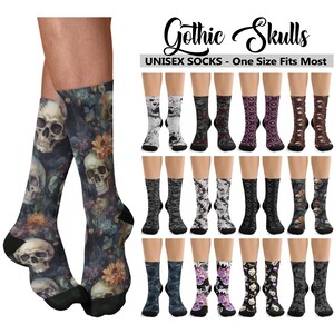 Gothic Skulls Crew Socks #1 - Unisex - Premium Quality - Skulls Red Roses Goth Horror Dark Halloween Scary Alternative Fun Footwear Gift