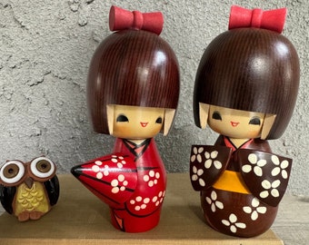 Vintage Kokeshi Doll - Japanese Hand Painted Wooden Girl -Made in Japan -Art Doll-Wood Doll-Red Brown- Kimono/Umbrella/Bow-Japanese Folk Art