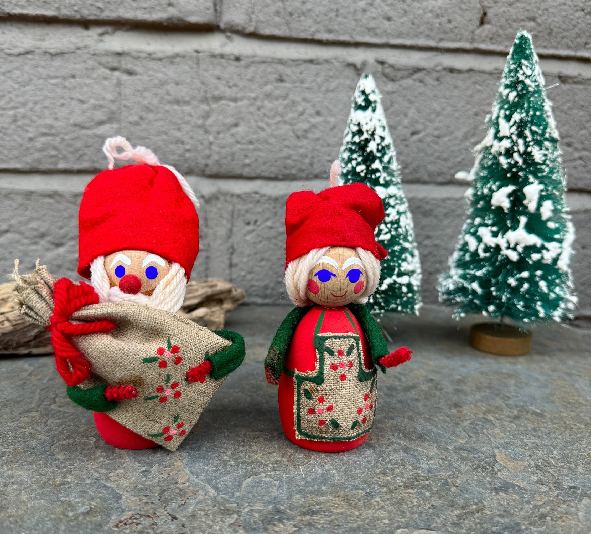 サンタクロース夫妻の人形 il_fullxfull.5506346323_2j40.jpg