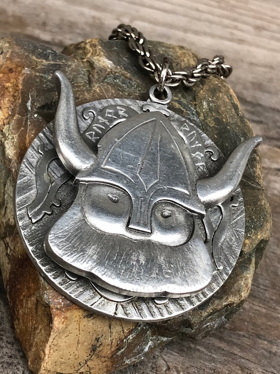 Vintage Rune Tennesmed Sweden Green Glass & Pewter Pendant