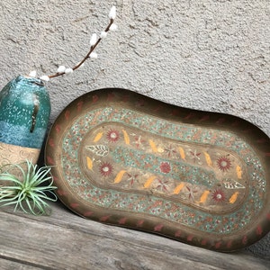 Vintage Embossed Hand Painted Metal / Brass (?) Tray - Oblong - Floral/Leaf Pattern - Boho/Bohemian/Eclectic/Shabby Chic Home Decor