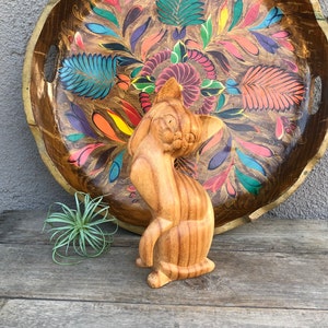 MCM Wooden Hand Carved 9.5&quot; Tall Cat / Kitty / Feline Figurine - Wood - Mid Century Modern Siamese Cat / Atomic Cat Statue