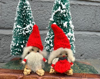Swedish Santa Claus and Mrs Claus / Couple / Tomte Figurines - Tomte -Folk Art - Made in Sweden - Scandinavian Christmas Decor