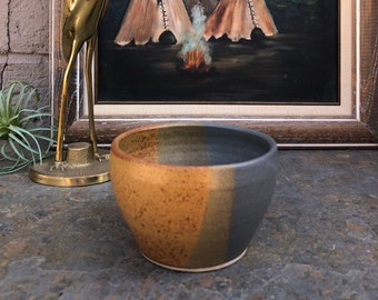 Small Stoneware Pottery Bowl/Succulent Planter/Airplant Holder - Vintage Studio Pottery - Neutral / Colors - Earthtones - Gray/Brown