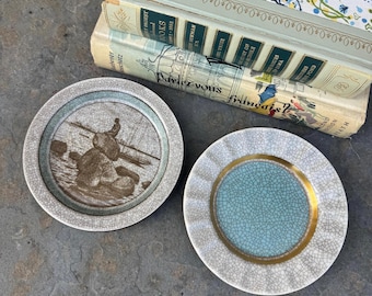 Royal Copenhagen Denmark Crackle Langelinie Dish-Little Mermaid - Kolekcjonerskie duńskie skandynawskie talerze ceramiczne - zestaw dwóch sztuk