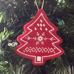 Swedish Christmas Tree Ornament Embroidered on Red Felt with White Stitching. Nordic Holiday Decor. Christmas Decoration.
