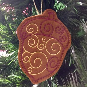 Swirly Fall Acorn Ornament Embroidered on a Reddish Brown Felt with Gold and Burgundy Threads. Beautiful Fall Decoration.