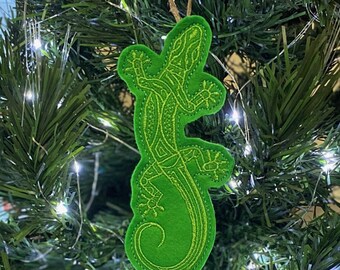 Gecko Lizard Ornament Embroidered on Apple Green Felt with a Medium Green Thread. Southwest Gecko is 5.75" Long by 2.35" Wide.
