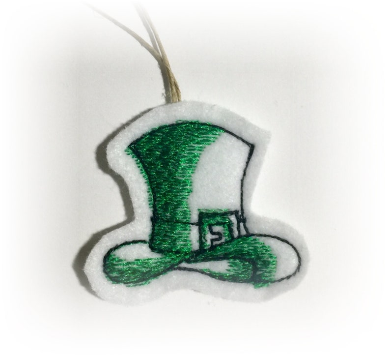 St. Patrick's Day Mini Ornaments in Set of 6 or Singles. Irish Celtic Knot Shamrock and Heart, 4 Leaf Clovers, Leprechaun Boot and Hat. Leprechaun Hat