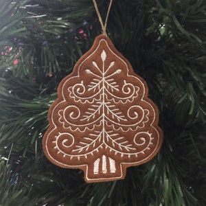 Set of 9 Dark Gingerbread Christmas Cookie Ornaments. Felt Gingerbread Cookies with White Embroidered Icing Designs and Twine Hanging Loops. image 9