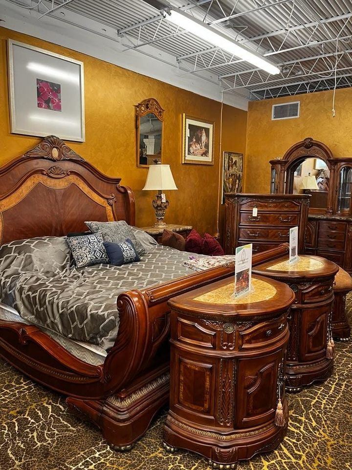AICO by Michael Amini Cortina 5PC King Size Bedroom Set Etsy UK