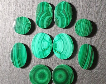 Malachite Pairs//banded round cabs//Natural gemstone//Handcut Geometric symmetric Cabochons for earring//ofordable jewalary crafting