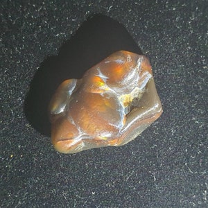 Mexican Fire Agate Gemstone, freeform cut jewelry crafting gem cabochon, rare chalcedony  specimen, Polished natural form bubbley chatoyancy