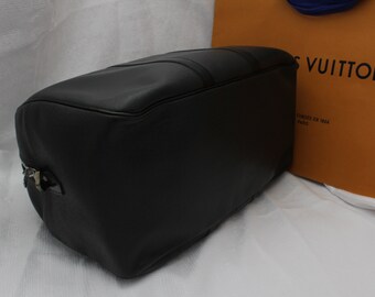 Louis Vuitton Authentic Black Cowhide Leather Duffle Bag Made -  Israel