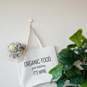 Grocery Tote, Linen Farmers Market Bag, Durable Eco Friendly Reuasble No Waste Shopping Bag, Funny Gift for Mom or Friend, Organic Food Wine bild 7