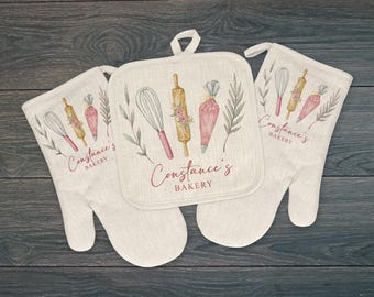 Personalized Oven Mitt or Pot Holder Set, Custom Kitchen Gift, Mother's Day Gift for Mom or Grandma, Gift for Housewarming, Pink Baking